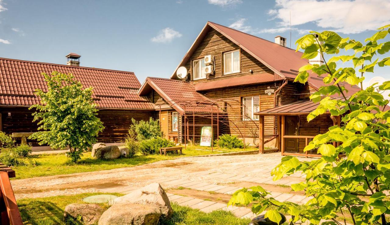 Usadba Belovezhskoye Pomestye Hotel Kameniuki Exterior foto